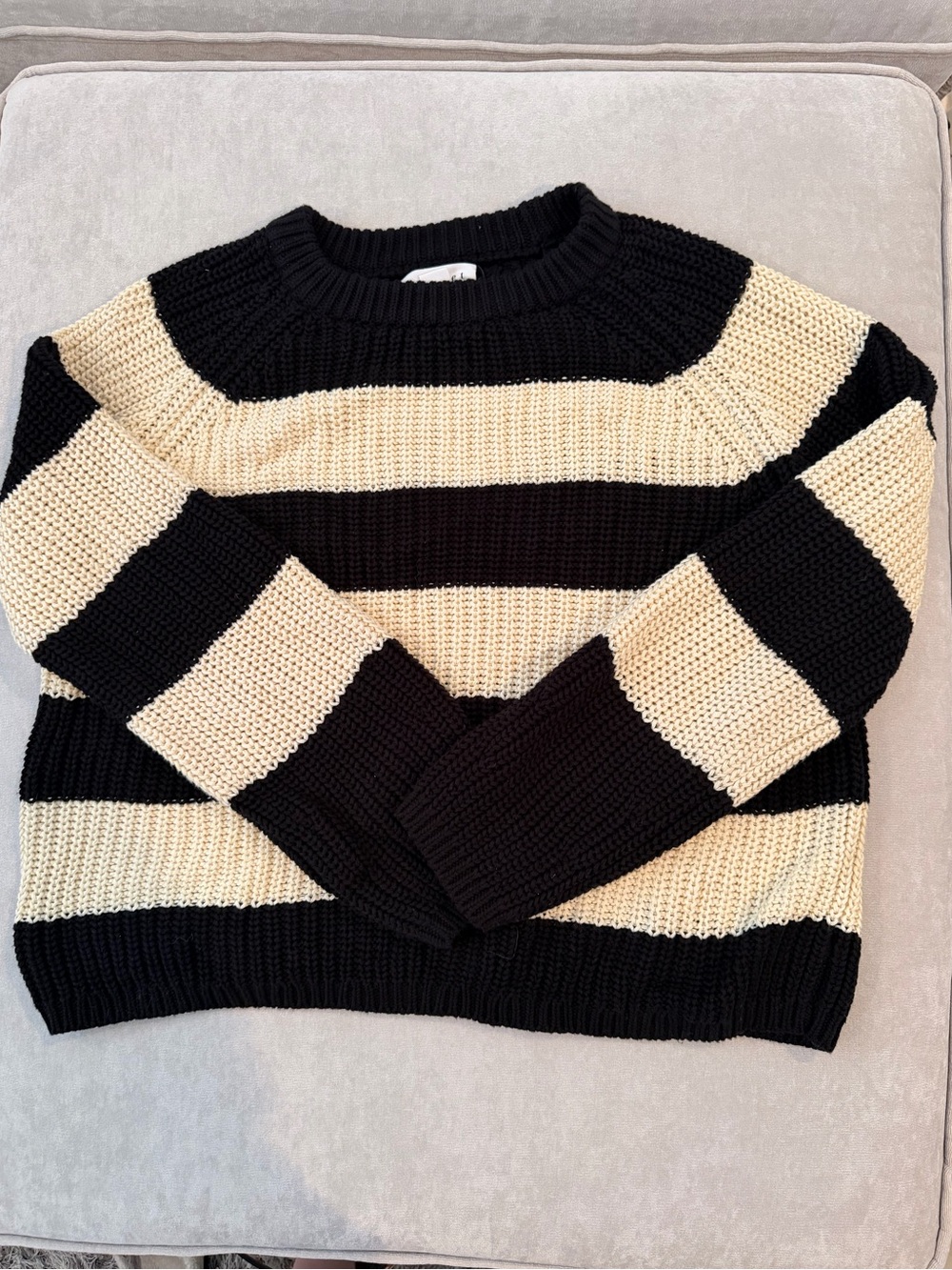 NWT Velvet by Graham & Spencer Black and Cream Striped Crewneck Sweater